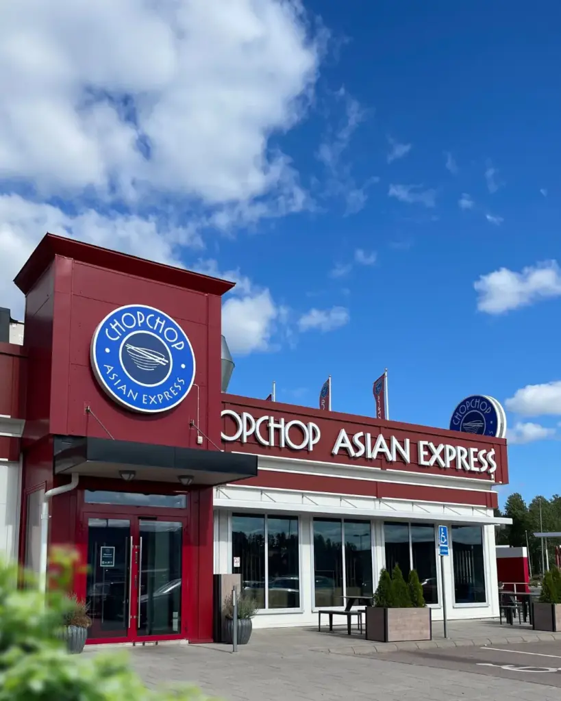 Löpkranegatan 4 Västerås, chopchop i västerås, chopchop erikslund, chopchop, chopchop asian express, orange chicken, sushi, order online, takeaway, drivethru