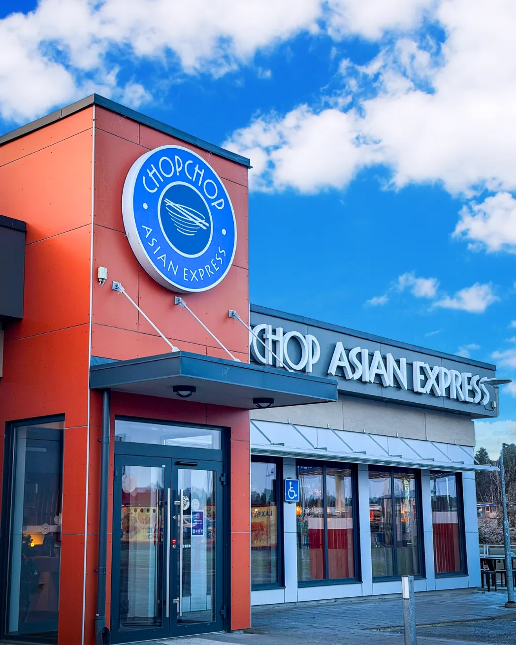 chopchop, chopchop asian express, strängnäs, chopchop strängnäs, asiatisk restaurang, asiatisk mat, sushi, chopchop sushi, chopchop meny, order online, drivethru, takeaway